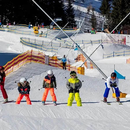 Pool, Pokale, Sauna, Billard, Kirche U. Viel Vordernberg
