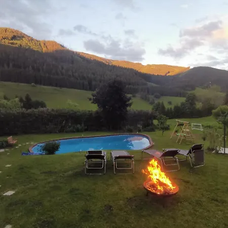 Pool, Pokale, Sauna, Billard, Kirche U. Viel Vordernberg