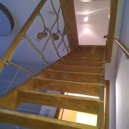 Pool, Pokale, Sauna, Billard, Kirche U. Viel Villa *