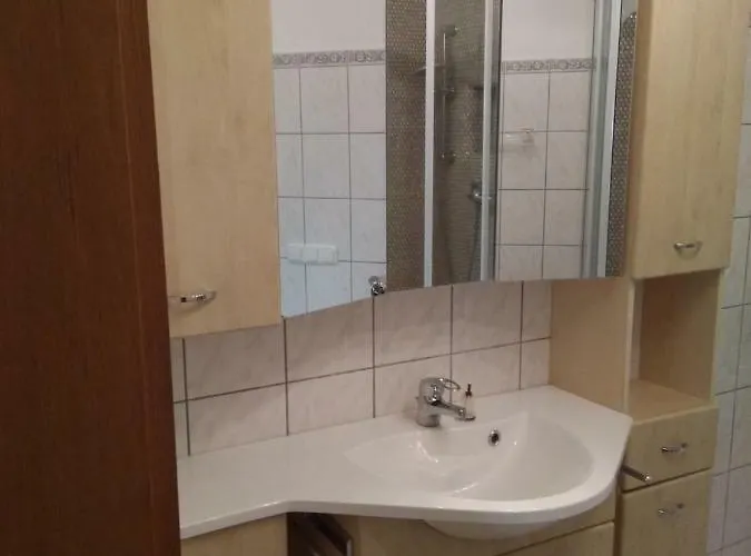 Pool, Pokale, Sauna, Billard, Kirche U. Viel Ferienhaus Vordernberg